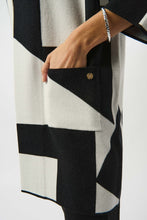 Load image into Gallery viewer, Geometric Statement Jacket
