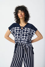 Load image into Gallery viewer, Joseph Ribkoff - Geometric Patterned Top
