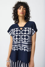 Load image into Gallery viewer, Joseph Ribkoff - Geometric Patterned Top
