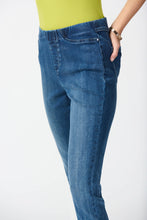 Load image into Gallery viewer, Joseph Ribkoff - Denim Slim Fit Stretch Waistband Jeans
