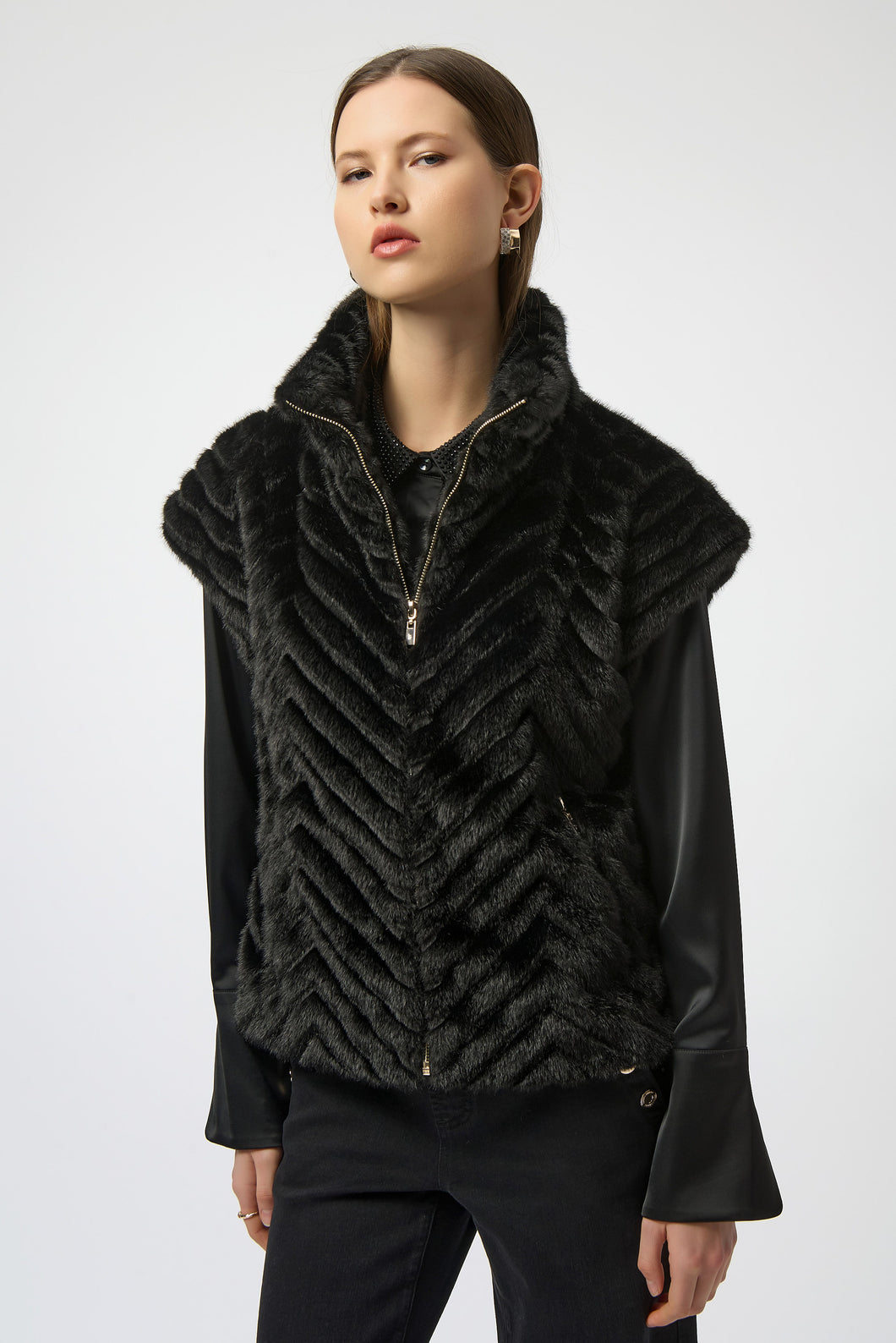 Black Faux Fur Zip Body Warmer